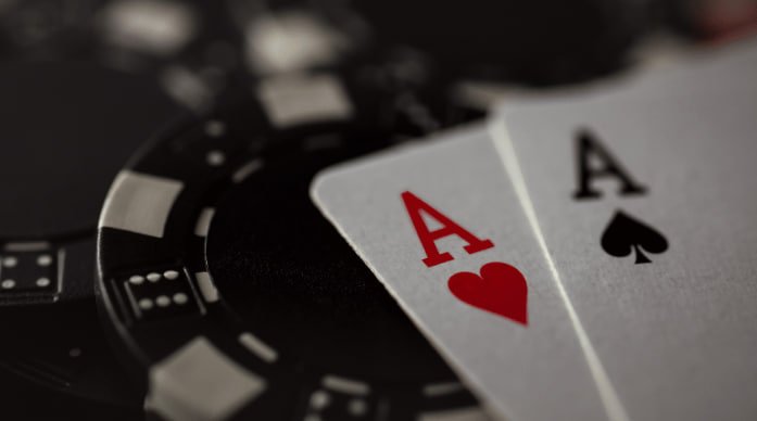 Interface Live Draw uno slot dengan pilihan meja dan statistik